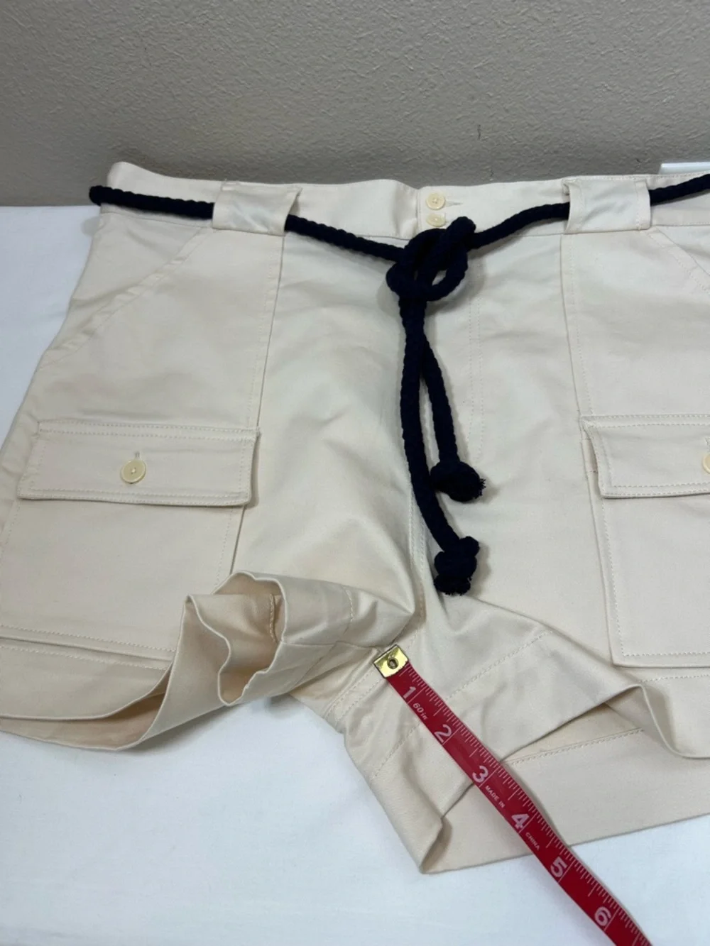Zara Men’s Cotton Blend Cream Resort Beach Cargo Shorts with Navy Rope Tie 34_12